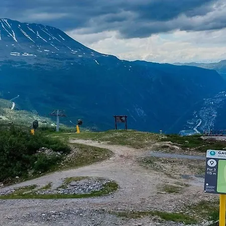 Moderne Og Ut Med Magisk